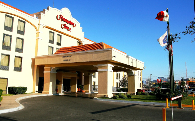 Hampton by Hilton Chihuahua