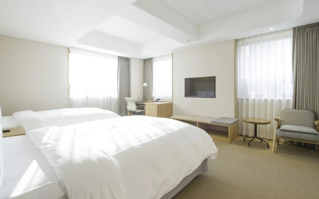 Acube Hotel