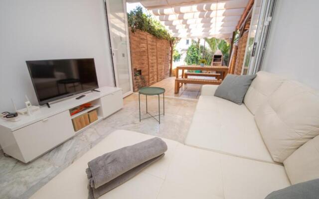Aldea Beach 72