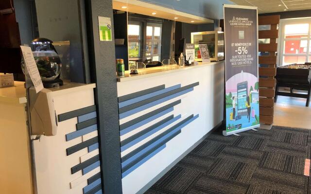 Kyriad Niort Est - La Crèche