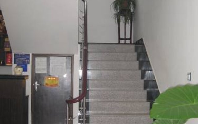 Jiuhua Mountain Lvyou Hostel