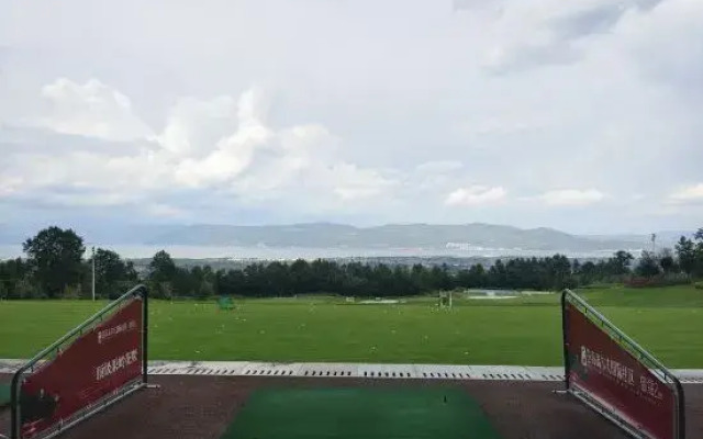 Canghai Golf art Hotel