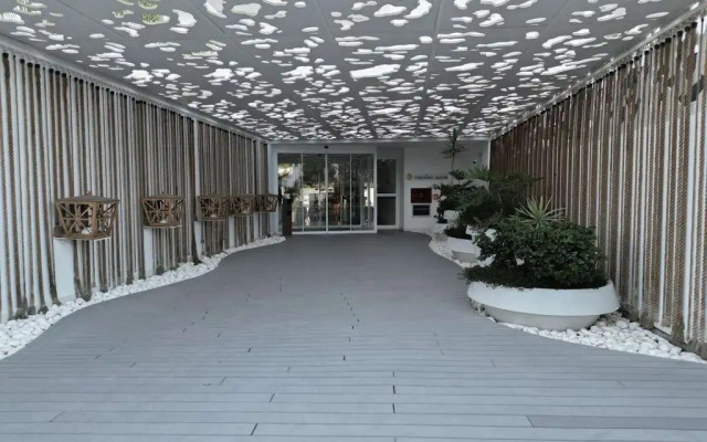 King Jason Protaras - Designed for Adults By Louis Hotels