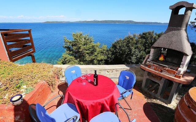 Holiday House Kolic for 2 Persons