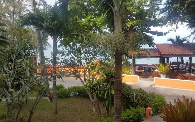 Baan Prakaikaew Resort