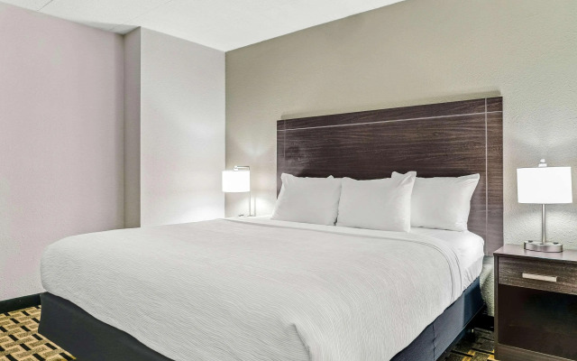 Quality Inn Detroit Downtown