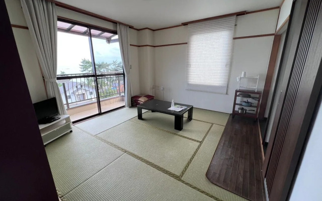 Wasuki Base Biwako Guest House