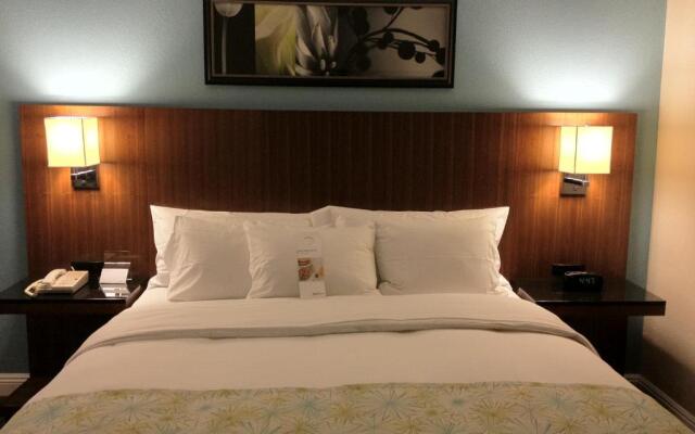 DoubleTree by Hilton Chatsworth
