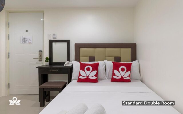 Triangle Hotel Manila By ZEN Rooms