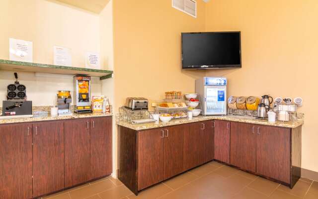 Comfort Inn & Suites