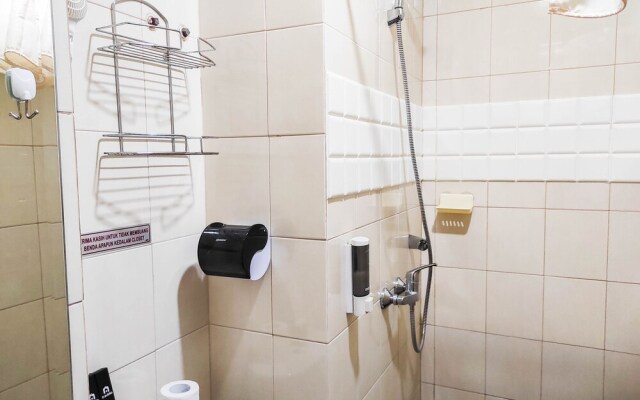 Cozy Stay Studio At Vida View Makassar Apartment