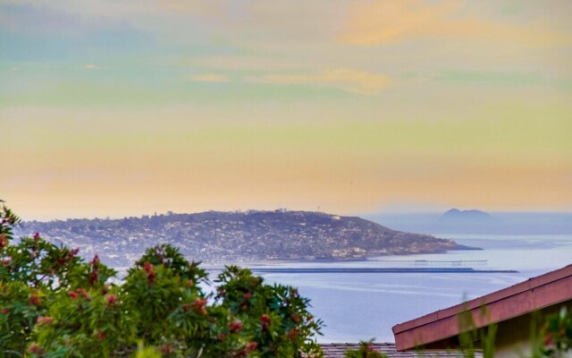 Tropical Retreat by NamaStay