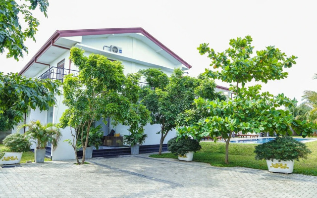 OYO 310 Sea Lagoon Beach Hotel