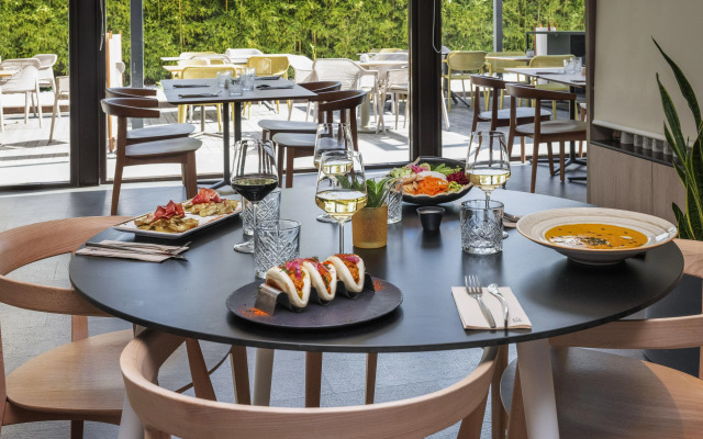 INNSiDE by Meliá Barcelona Aeropuerto