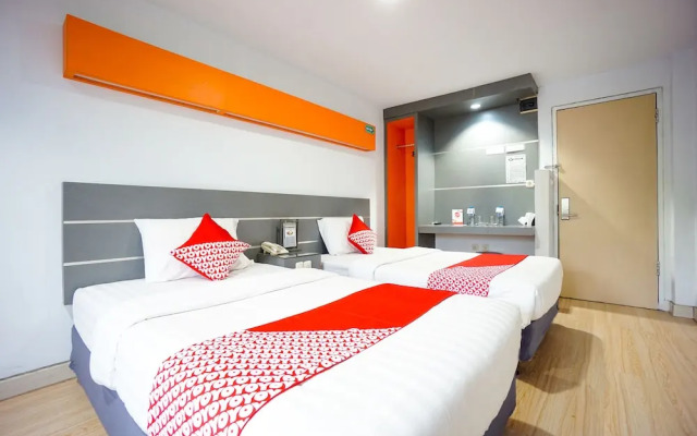 Oyo 955 Hotel Boulevard