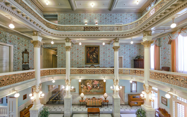 Menger Hotel