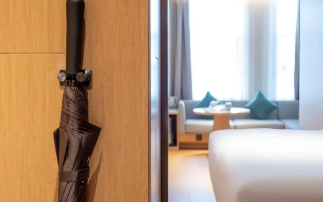 Ji Hotel Guangzhou Shayuan Metro Station