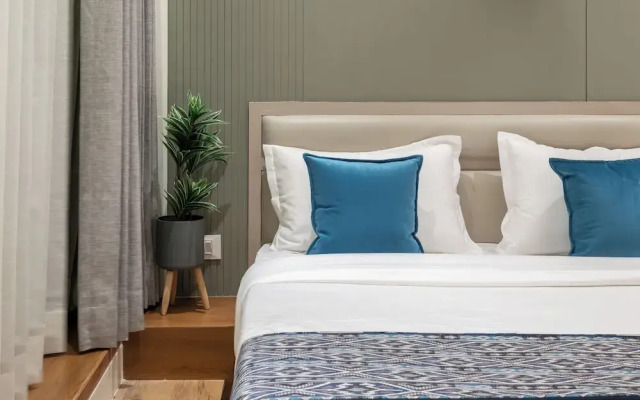 The Zuree Hotel