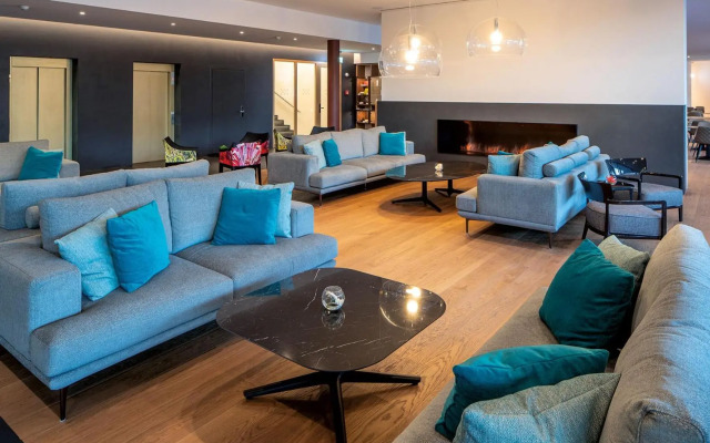 Hotel & LOUNGE LAGO MAGGIORE