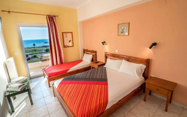 Faros Apartments