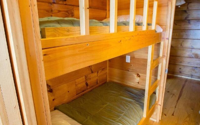 Edinboro Lake Resort Cabins