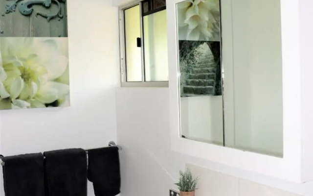 Watersons at Airlie Central Apartments