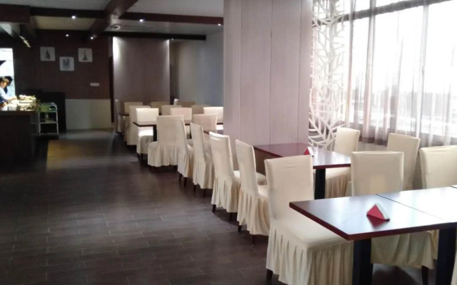 Starway Hotel at Pudong