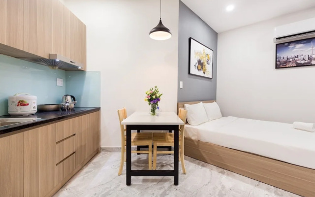 YOURS Apartment - Airport
