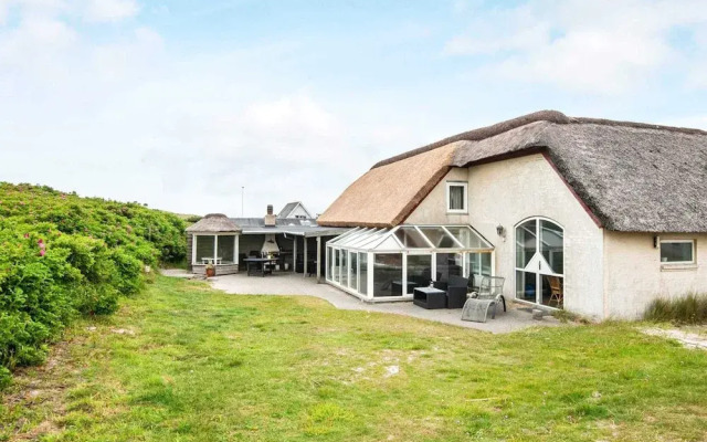 16 Person Holiday Home in Ulfborg