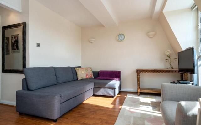 South Kensington 1BD pad 5mins to Gloucester rd