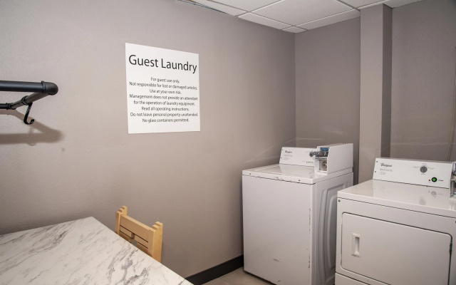 Holiday Inn Express Airport - Tucson by IHG