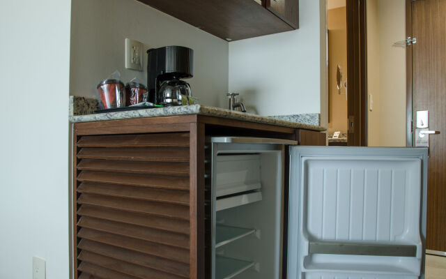 Holiday Inn Express & Suites Celaya by IHG