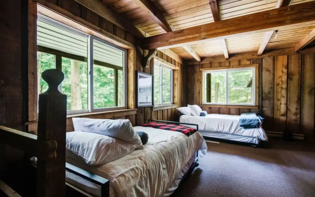 Northern Nights Chalet by Wanderlust Abodes