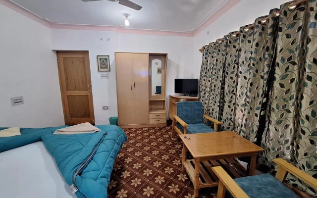 Shanti Guest House