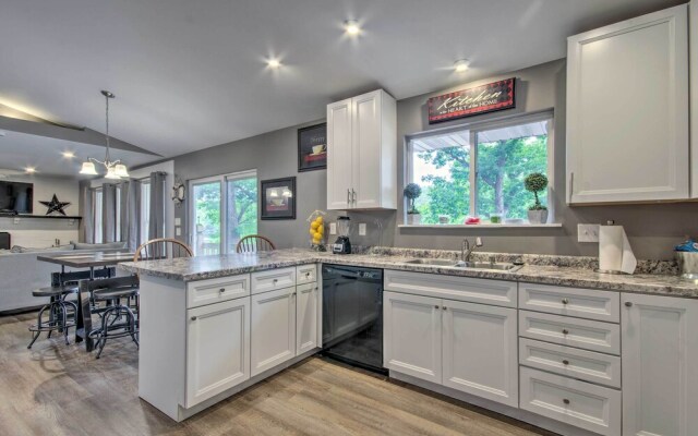 Lakefront Rocky Mount Escape w/ Dock & Grill!