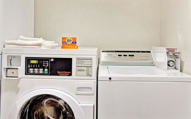 Days Inn Jacksonville Baymeadows