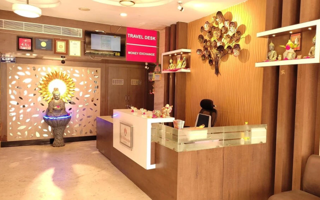 Sri Maharaja Residency