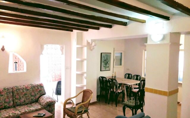 House With 3 Bedrooms in Oliva, With Terrace
