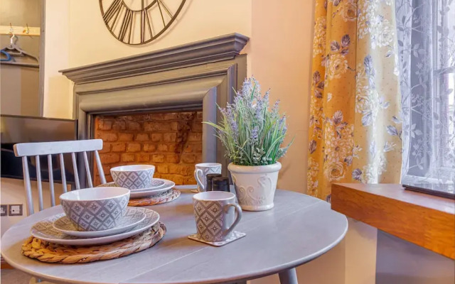 Host Stay Merchant House Studio