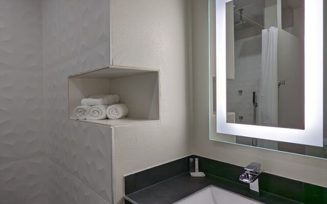 Crystal Inn Jacinto City