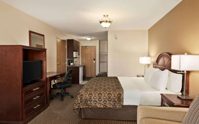 SureStay Plus Hotel by Best Western Drumheller