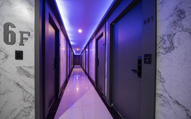 Hotel The M