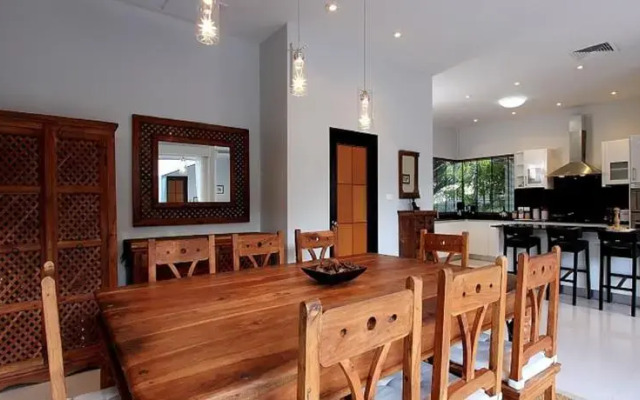 Byg Private Pool Villa @ Phuket Town