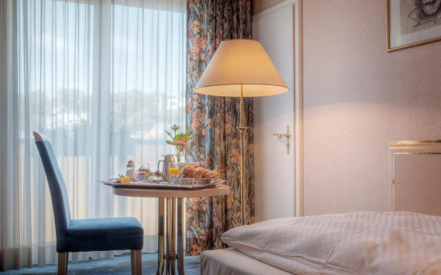 Hotel Ambassador Bosten