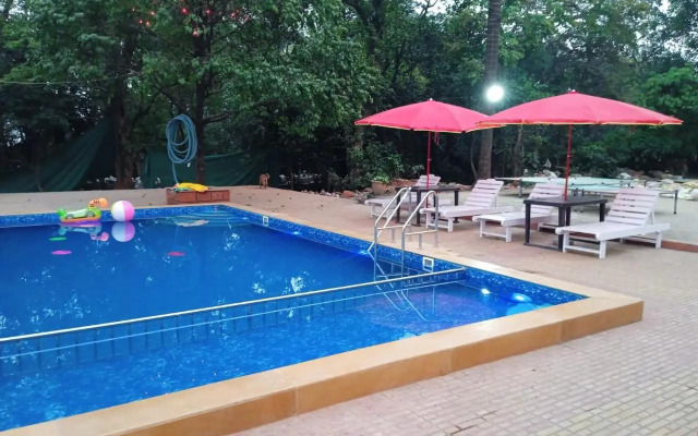 Royal Hotel  - Matheran
