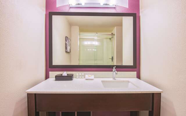 La Quinta Inn & Suites by Wyndham York