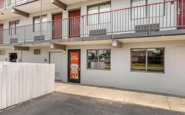 Red Roof Inn Bourbonnais