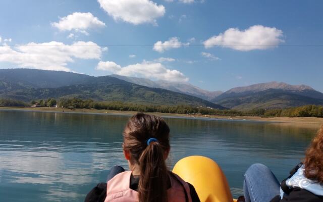 Guest house with view to Lake Plastira