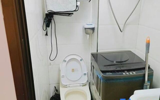 Pig Pig Sister's Apartment (Shenyang Construction University Shop)