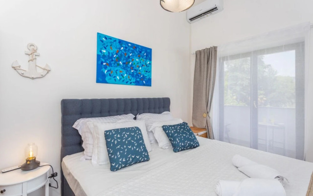 Bright 3-bedroom Apartment in Lovran
